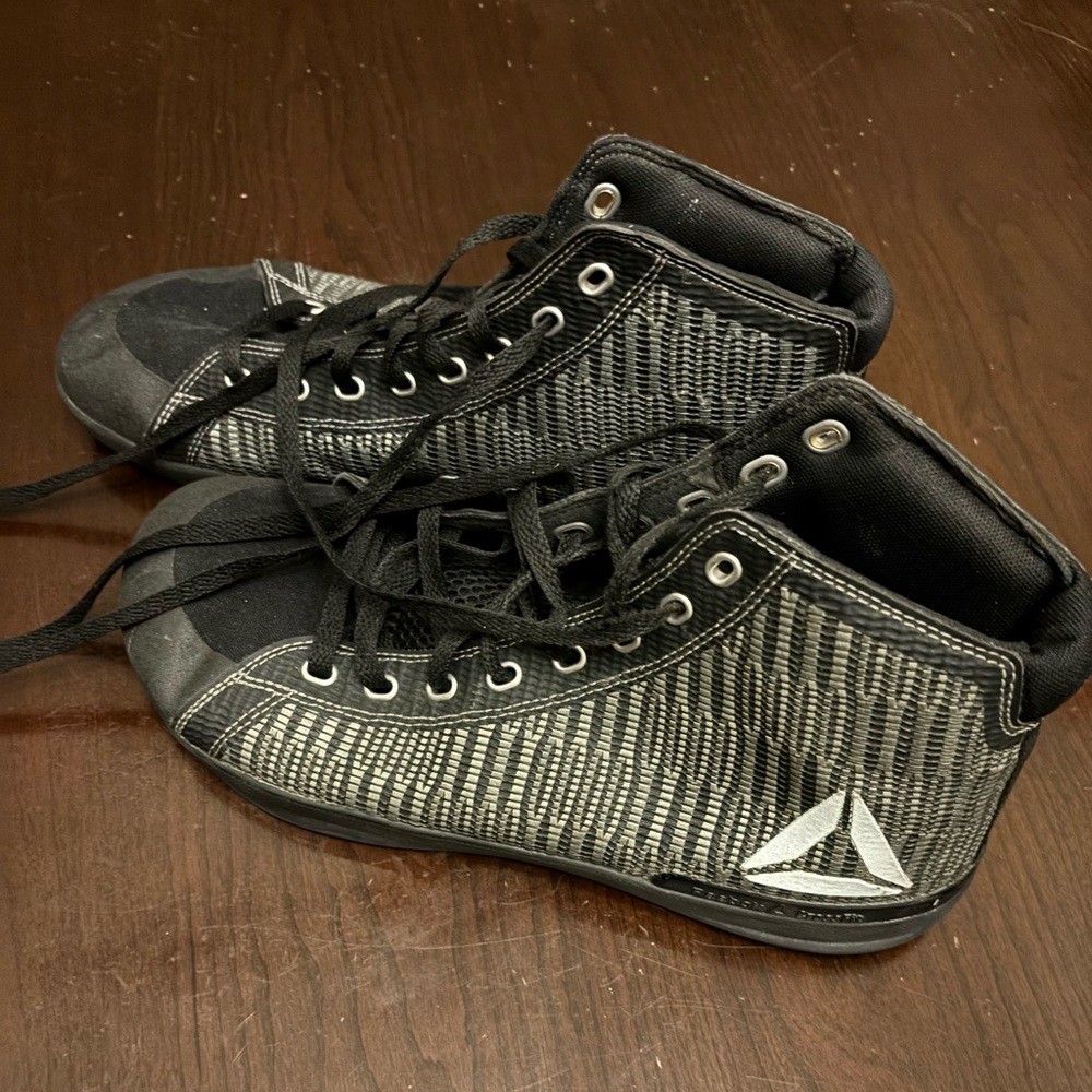Reebok Power Lite Mid - Men’s Size 9